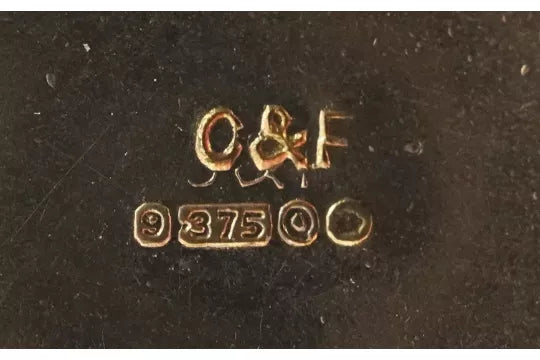 9ct Gold Engraved Locket