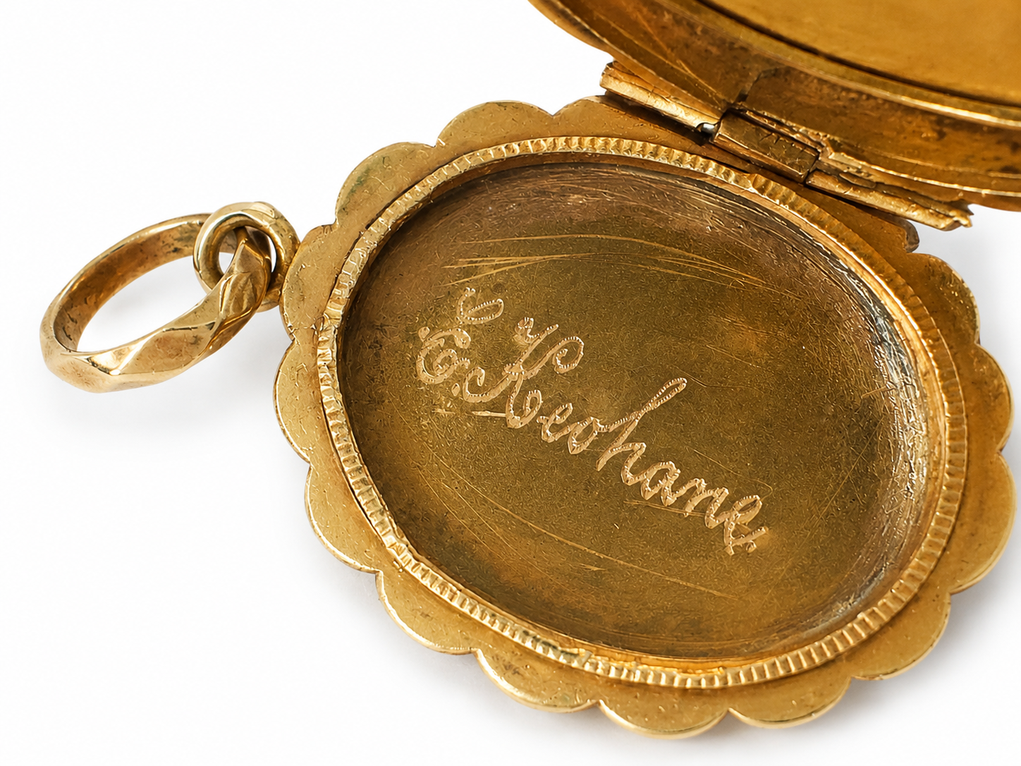Edwardian 9ct Gold Floral Locket. “E. Keohane” Inscription.