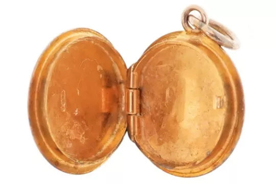 9ct Gold Engraved Locket