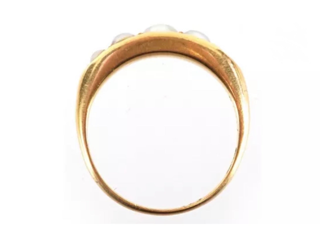 Victorian 18ct Gold Natural Graduated Pearl Ring, c.1880–1900