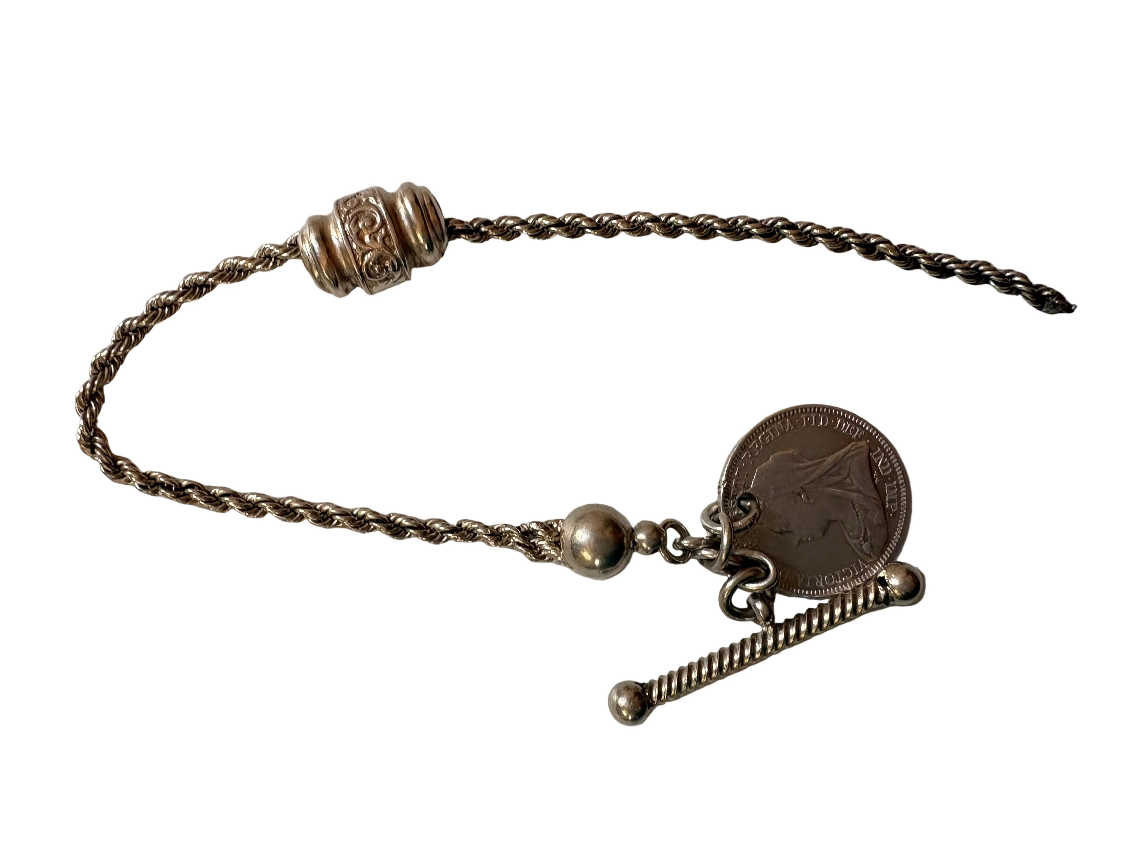 Victorian Albertina Chain Component