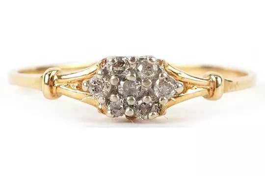 9ct Gold White Sapphire Cluster Ring